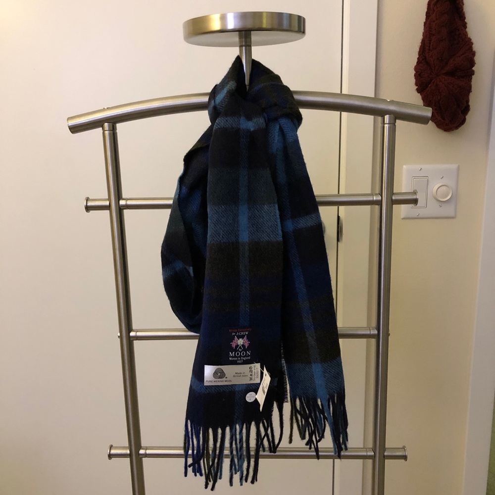 NWT J. Crew Black and Blue Merino Wool Scarf